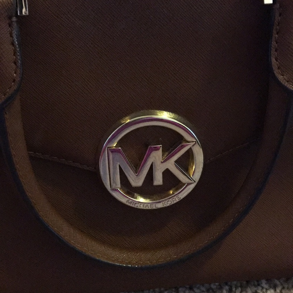 Handbag - Picture 2 of 5